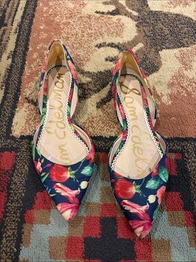 Women’s Sam Edelman floral pointed flats